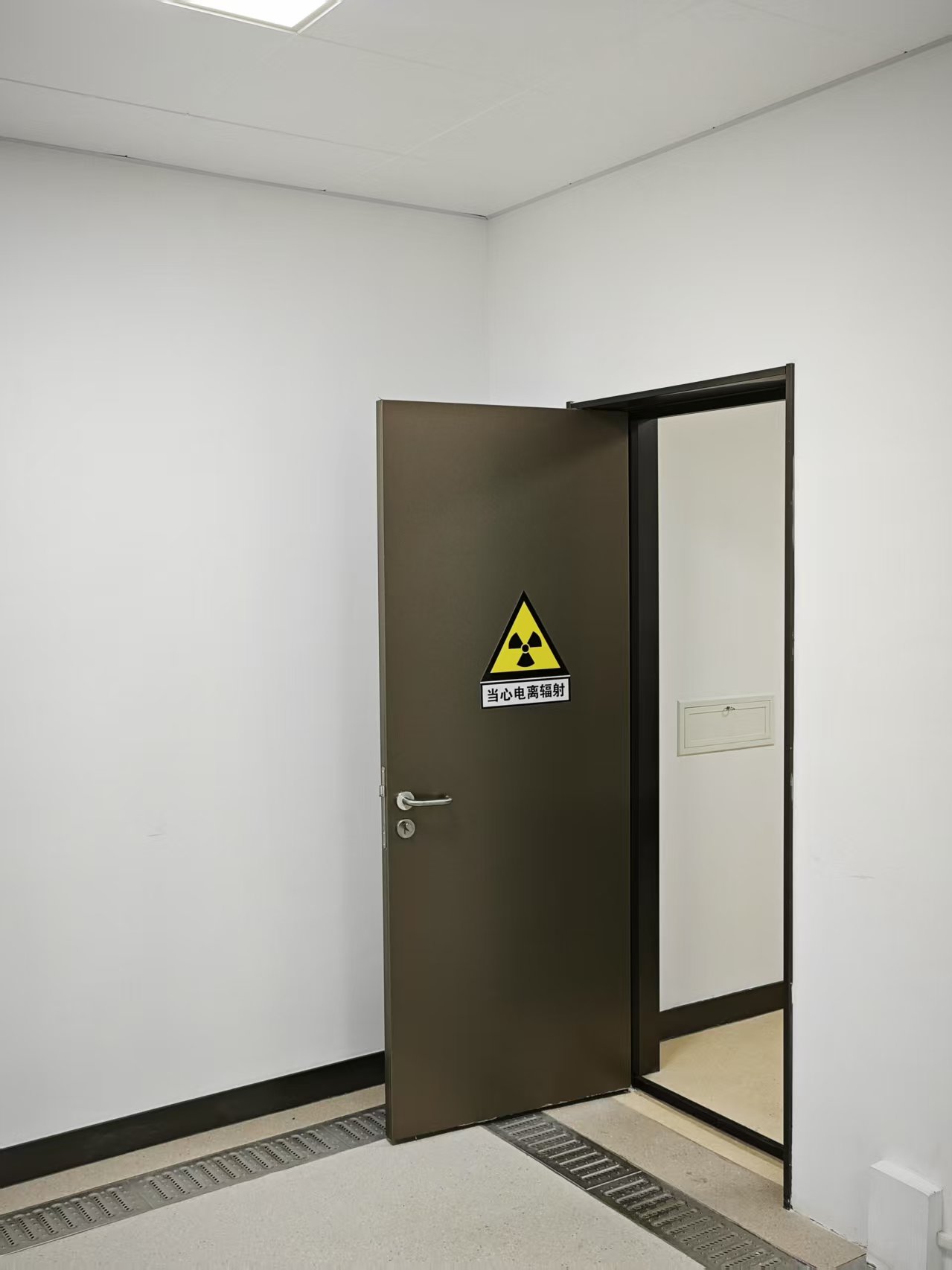 周口CT室手动单开防护铅门